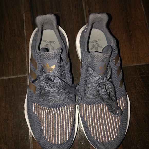 {keywor d} adidas rose gold and grey